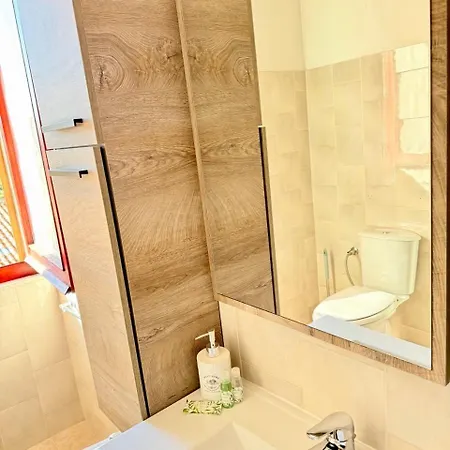 Pausania Temple Il Pavone Smeraldo Темпио-Паузания